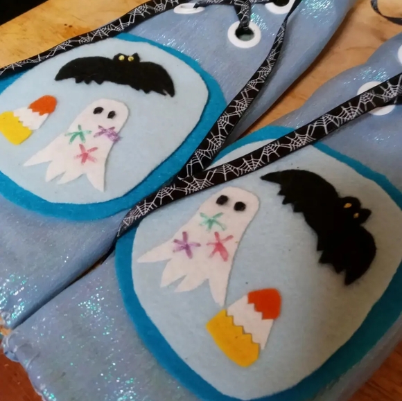 Pastel/iridescent ghostie arm warmers - Picture 5 of 8